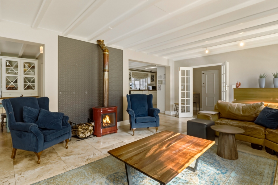 6 Bedroom Property for Sale in La Concorde Western Cape